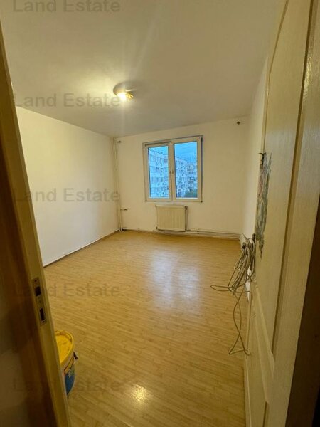 Lujerului, Veteranilor, apartament cu 4 camere, centrala proprie,